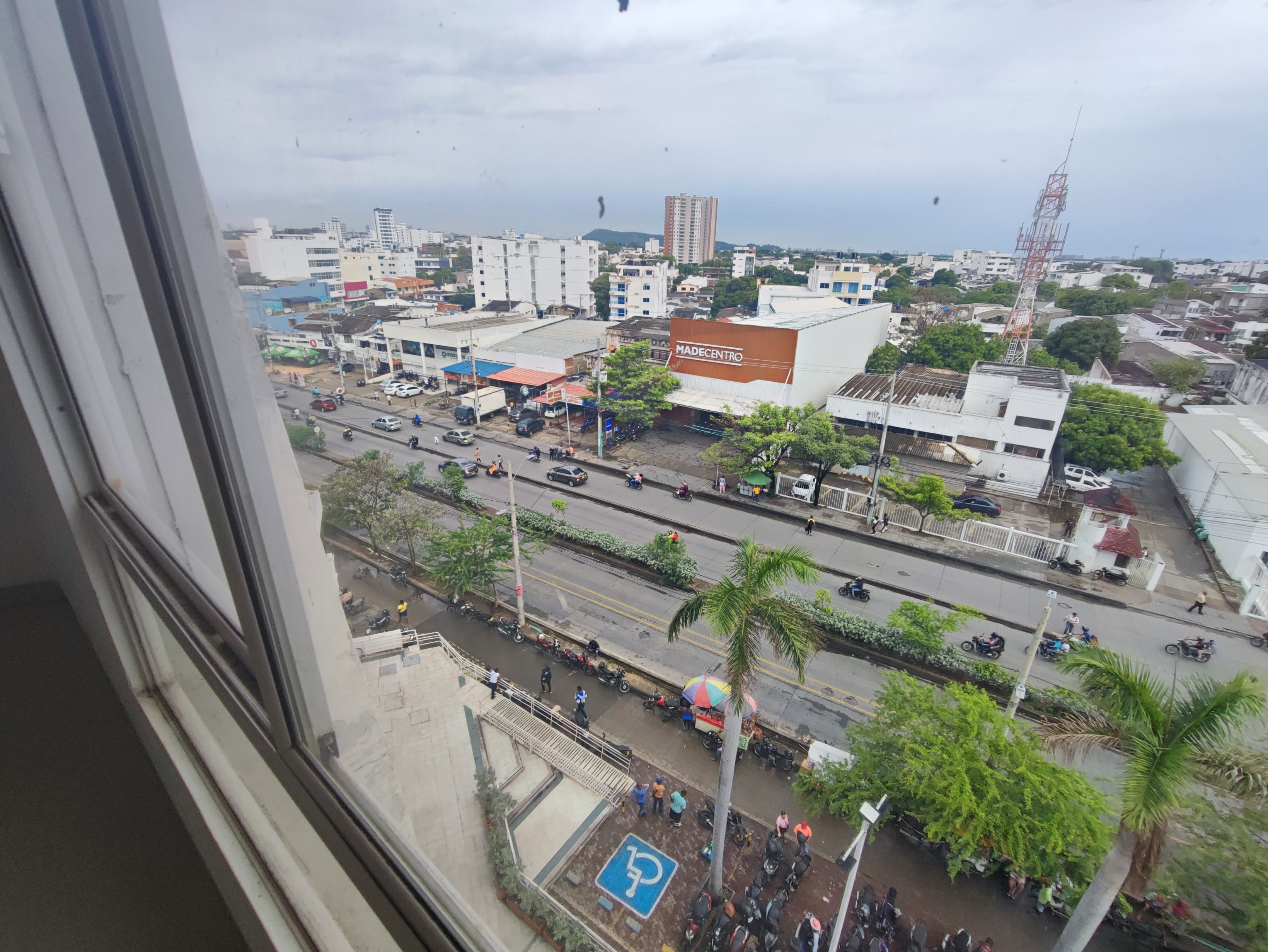 OFICINA EN ARRIENDO SANTA LUCIA - CARTAGENA