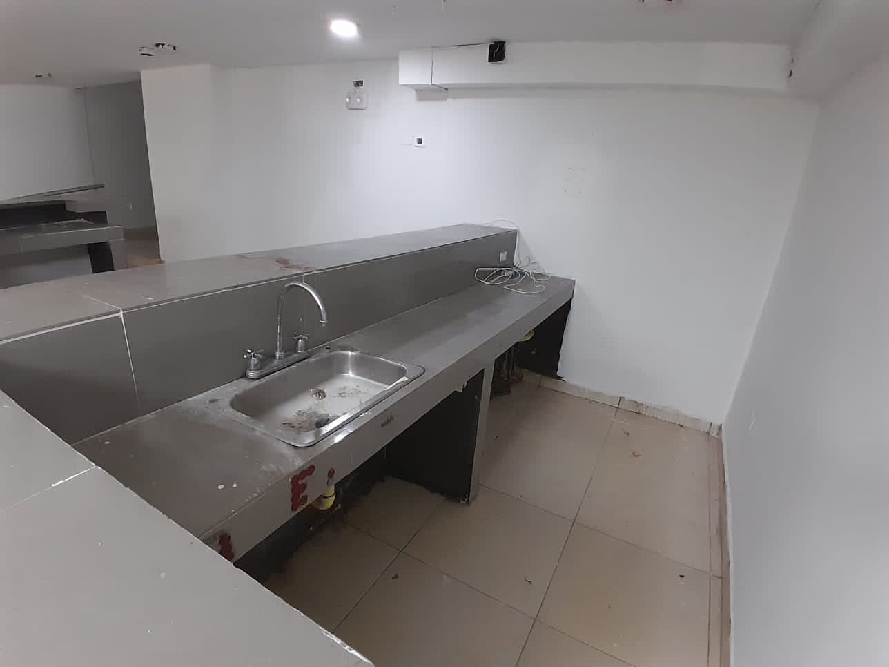 LOCAL EN VENTA BOCAGRANDE - CARTAGENA