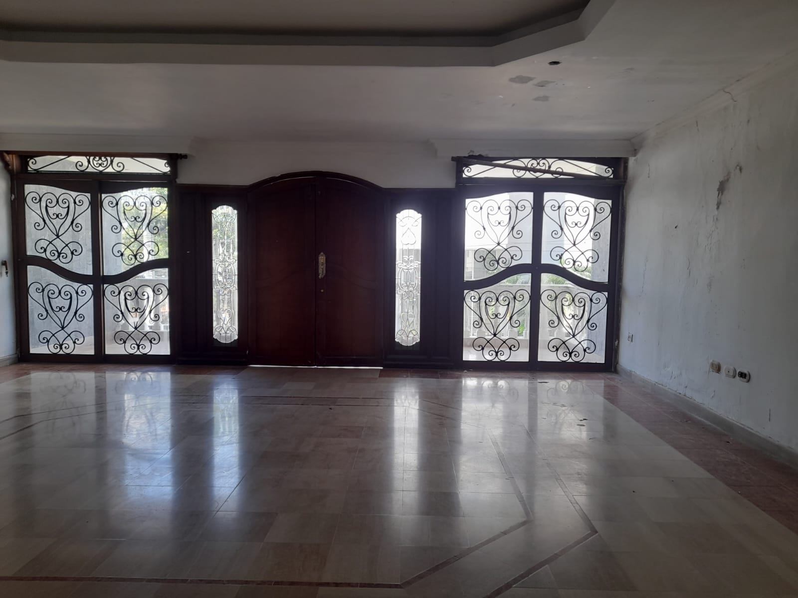 CASA EN ARRIENDO MANGA - CARTAGENA