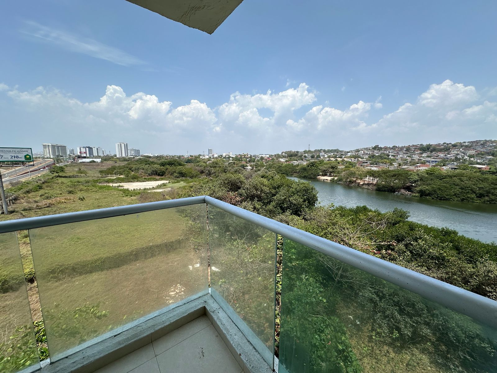 APARTAMENTO AMOBLADO EN ARRIENDO MARBELLA - CARTAGENA
