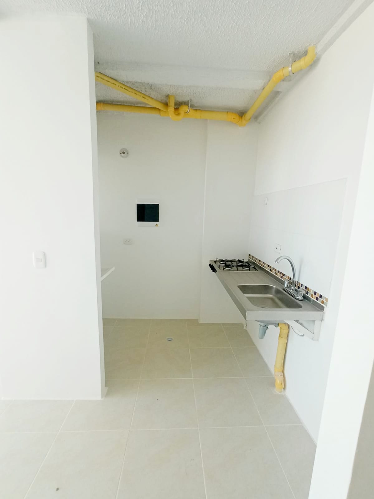 APARTAMENTO EN VENTA, ZONA INDUSTRIAL - CARTAGENA