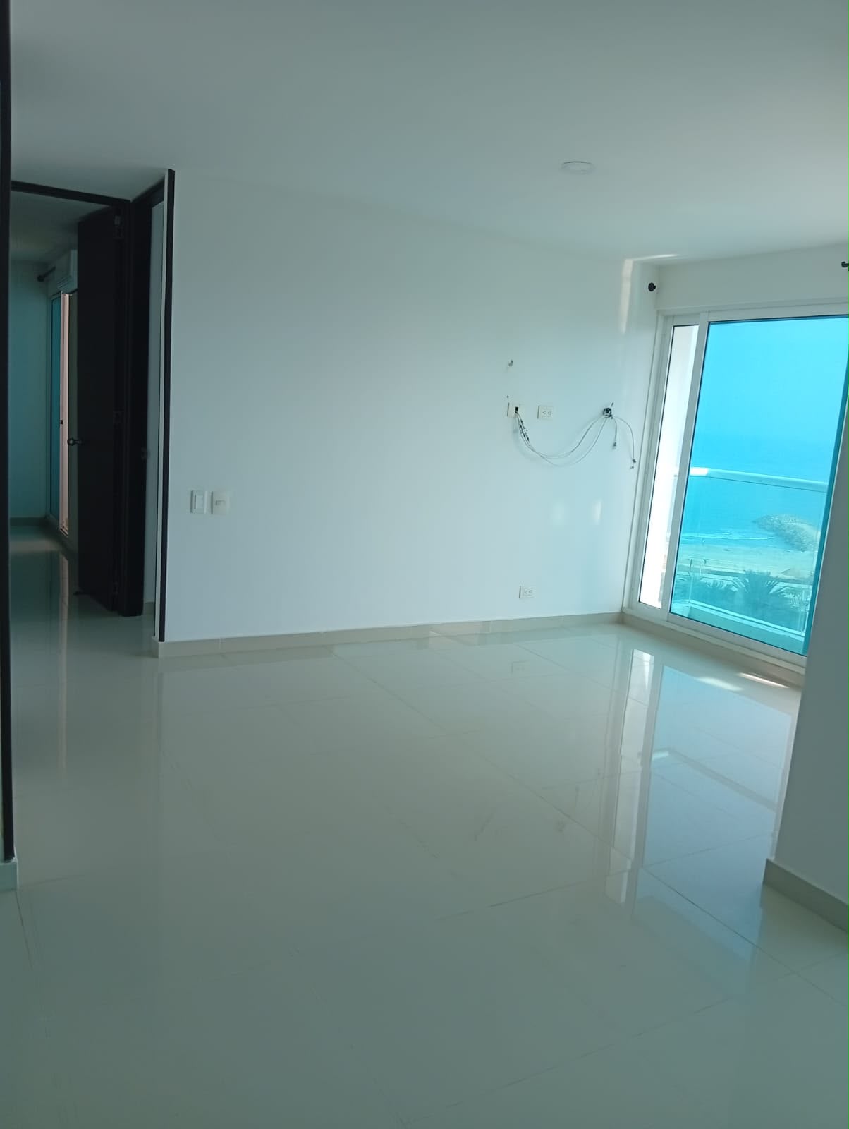 ARRIENDO APARTAMENTO CRESPO- CARTAGENA