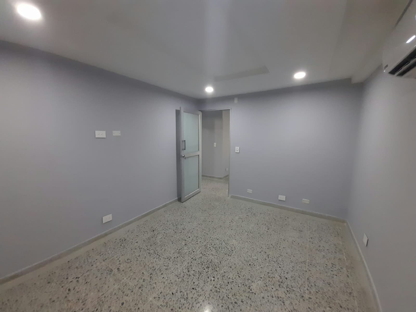 EN ARRIENDO OFICINA BOCAGRANDE - CARTAGENA