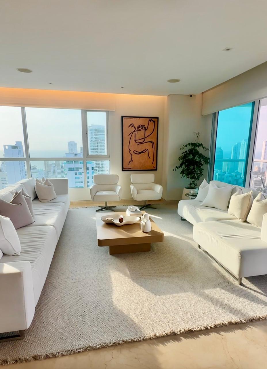 EN VENTA APARTAMENTO EN CASTILLOGRANDE - CARTAGENA