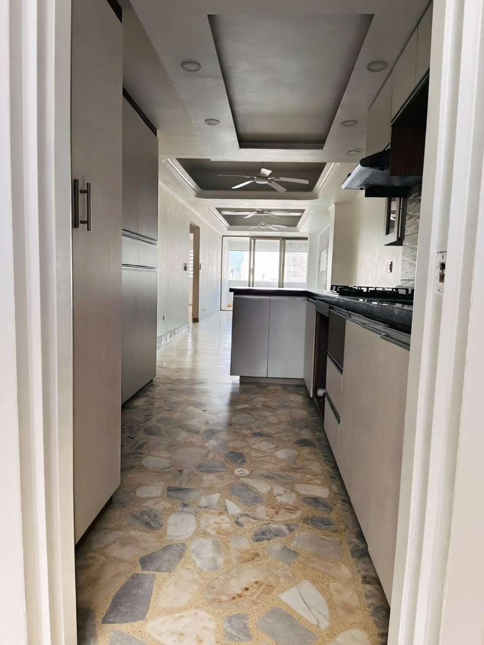 APARTAMENTO EN VENTA MAS APARTAESTUDIO EN CASTILLOGRANDE-CARTAGENA