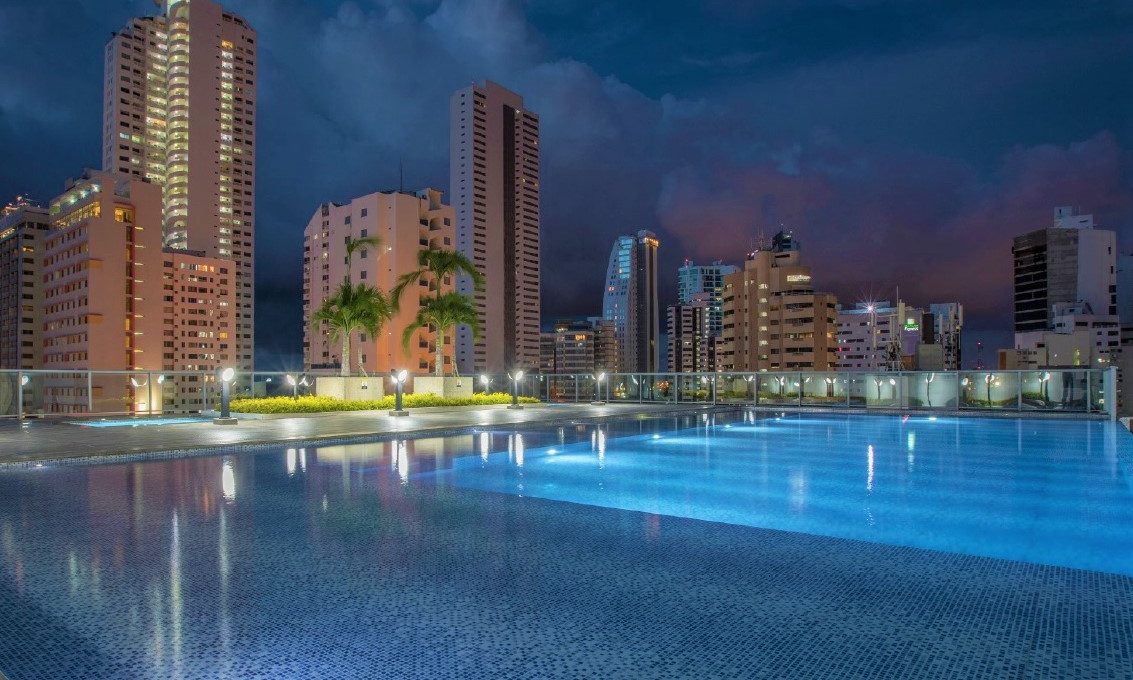 APARTAMENTO EN VENTA  DE USO MIXTO , BOCAGRANDE - CARTAGENA