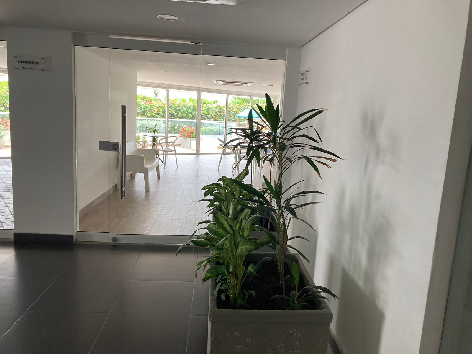 APARTAMENTO EN ARRIENDO AMOBLADO , CRESPO - CARTAGENA