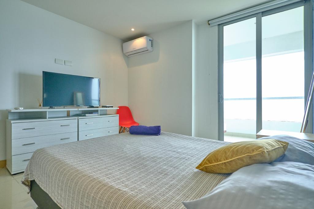 APARTAMENTO EN VENTA, CRESPO - CARTAGENA