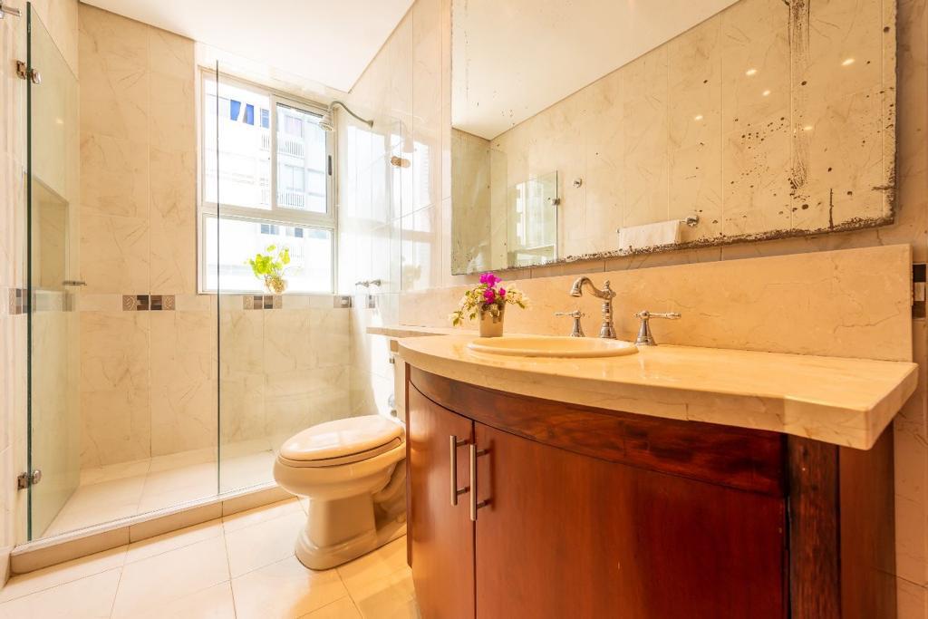 APARTAMENTO EN VENTA, BOCAGRANDE - CARTAGENA