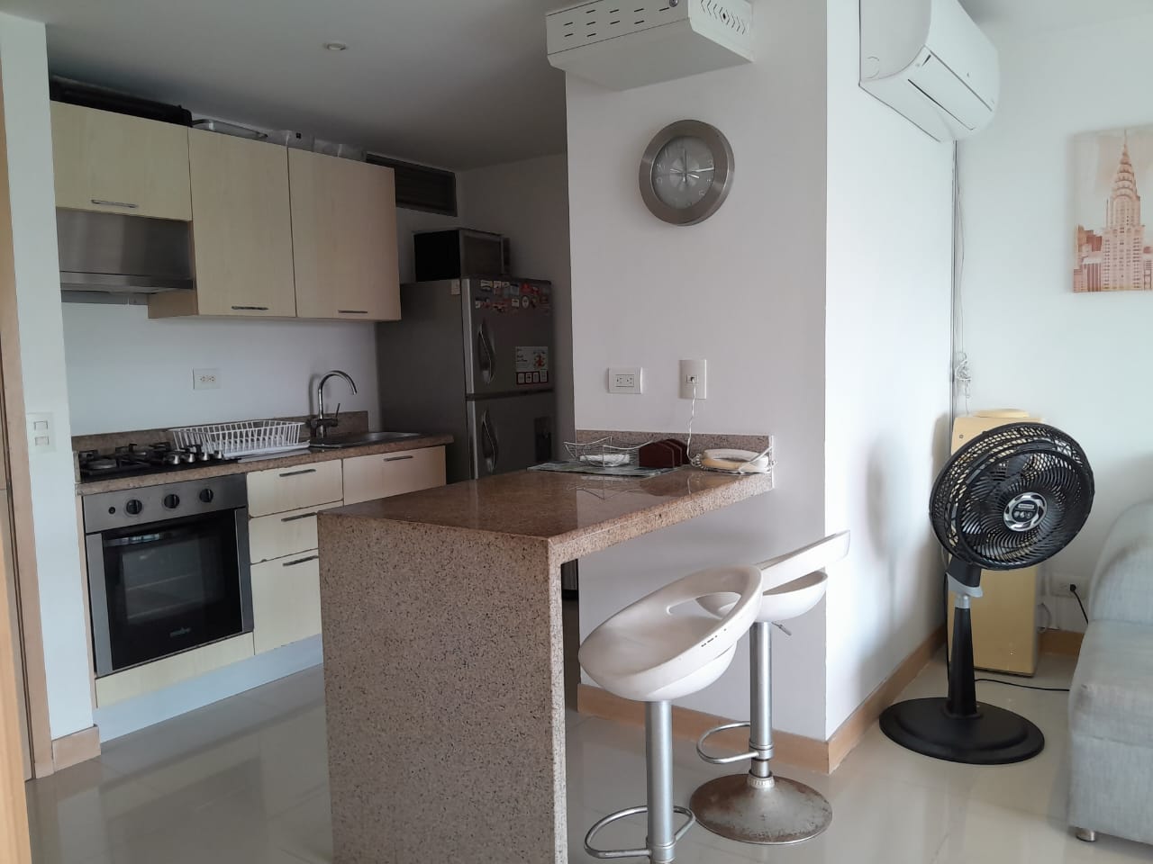 APARTAMENTO AMOBLADO EN ARRIENDO CRESPO - CARTAGENA
