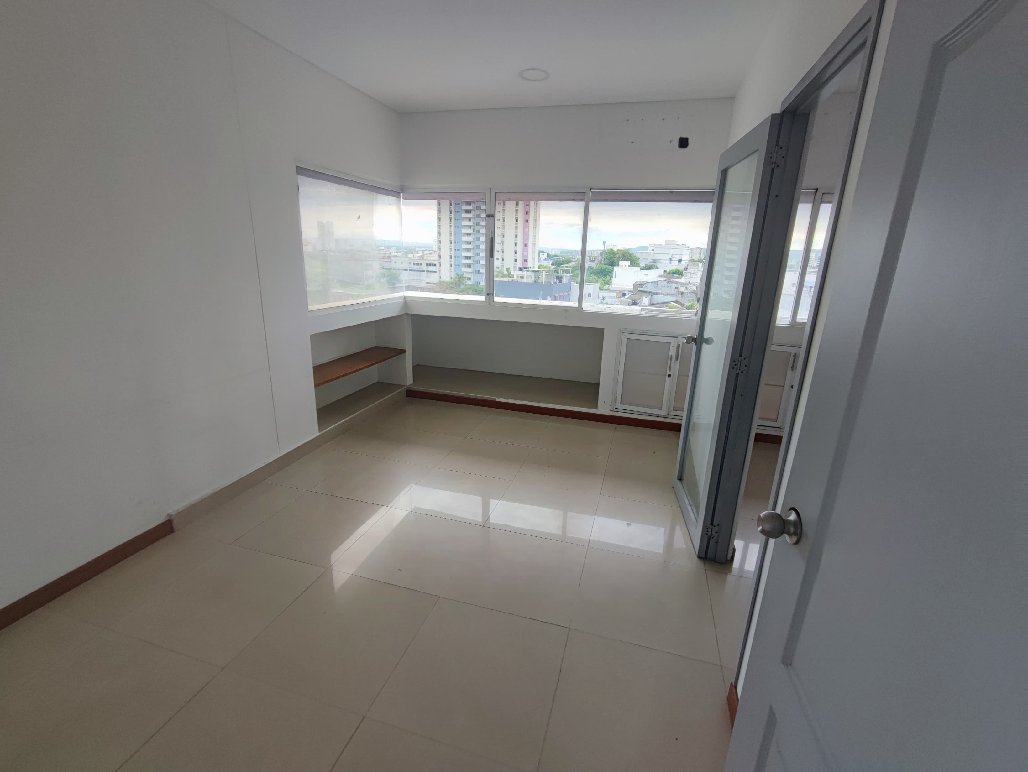 OFICINA EN ARRIENDO SANTA LUCIA - CARTAGENA