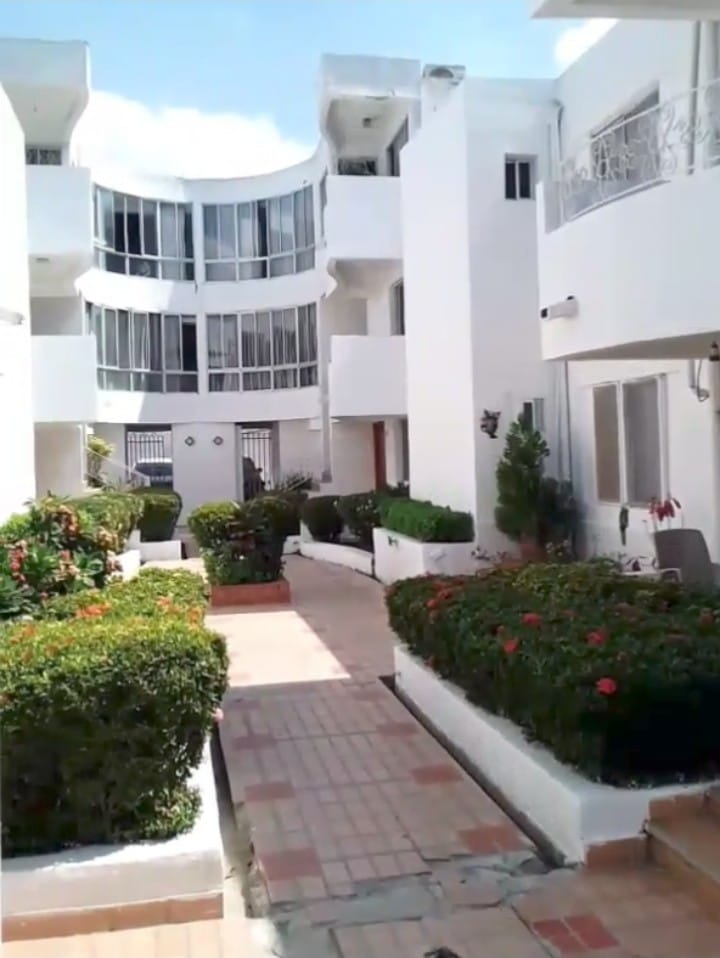 APARTAMENTO AMOBLADO EN VENTA CRESPO - CARTAGENA