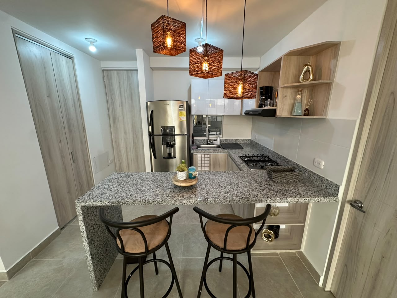 ARRIENDO APARTAMENTO AMOBLADO MANZANILLO DEL MAR - CARTAGENA