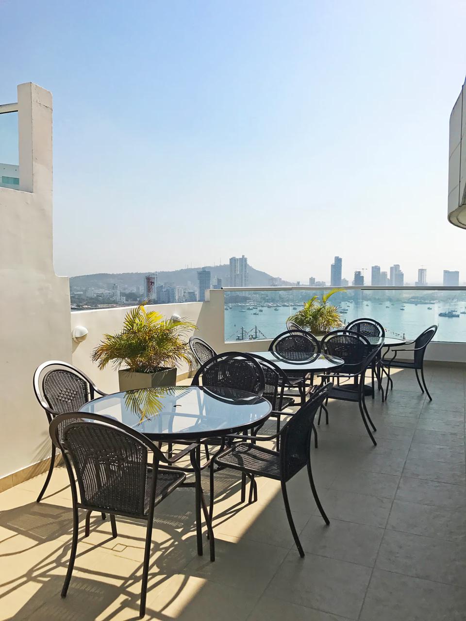 APARTAMENTO AMOBLADO EN ARRIENDO BOCAGRANDE - CARTAGENA