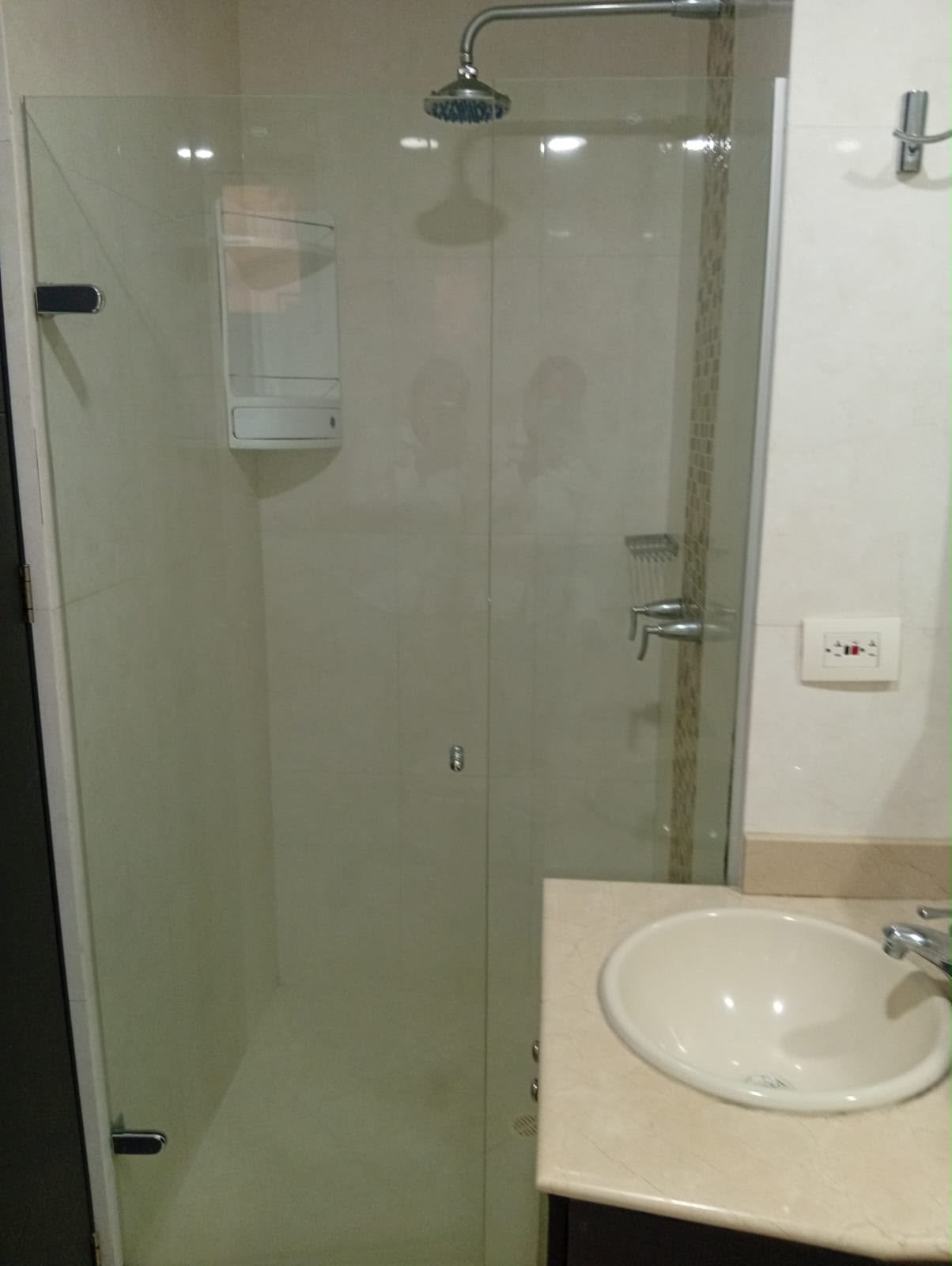 ARRIENDO APARTAMENTO CRESPO- CARTAGENA