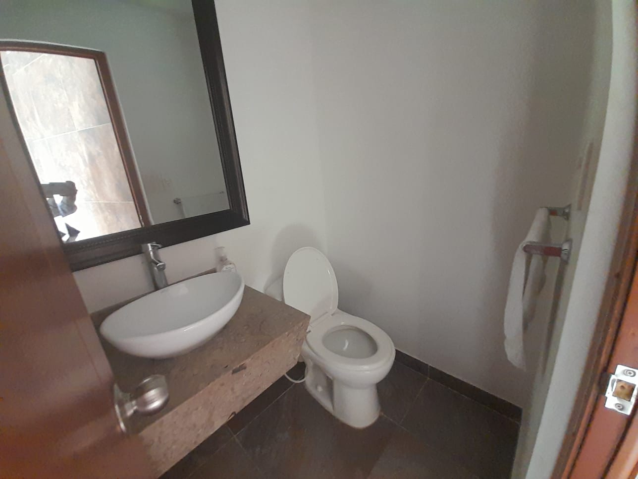 APARTAMENTO PARA ARRIENDO  EN MANGA CARTAGENA