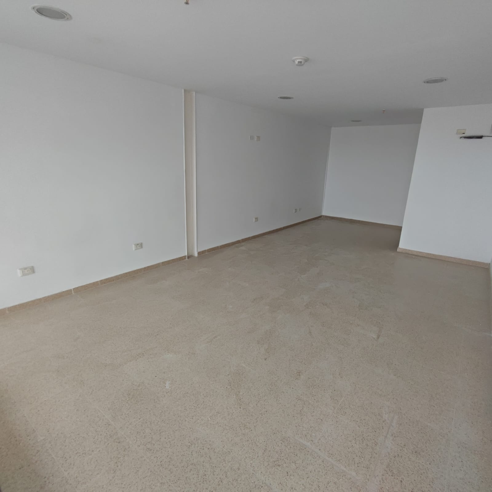 LOCAL EN ARRIENDO - OLAYA - CARTAGENA