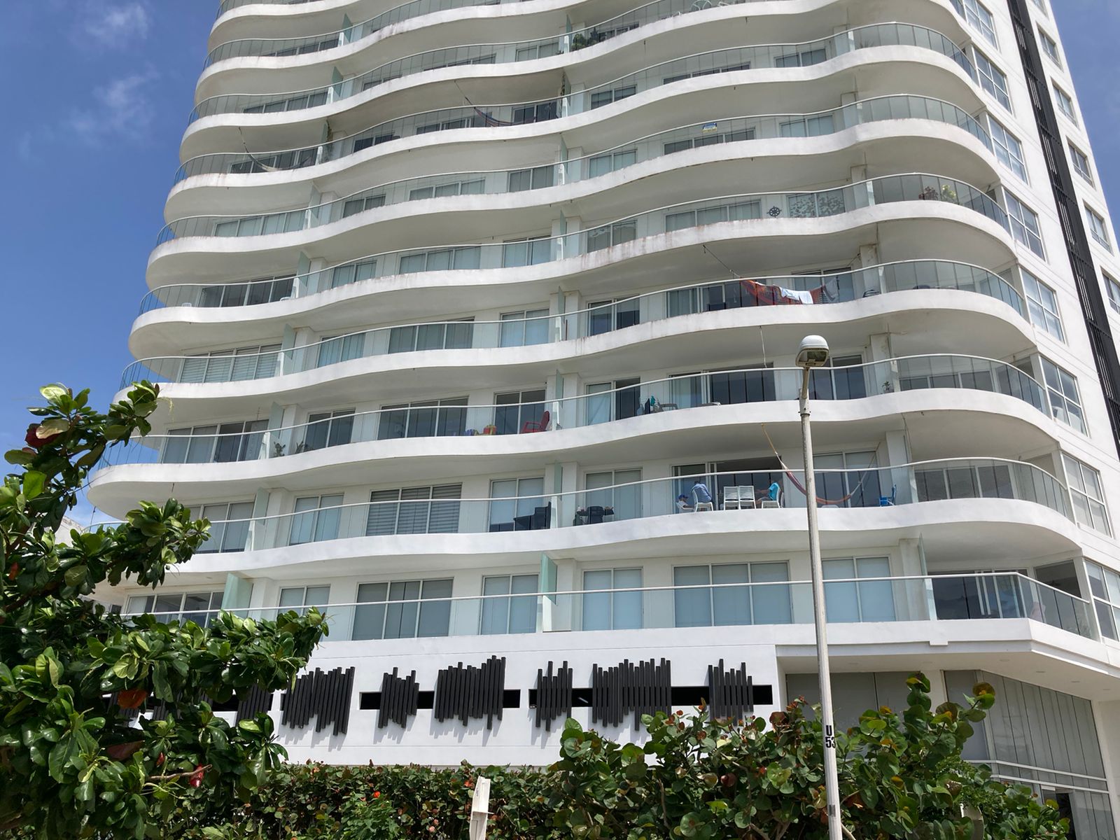 APARTAMENTO EN ARRIENDO AMOBLADO , CRESPO - CARTAGENA