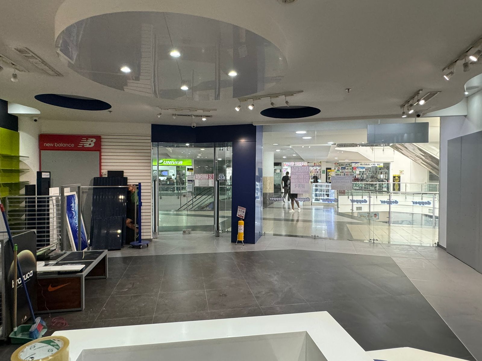 ARRIENDO LOCAL EN CENTRO COMERCIAL SAN FERNANDO