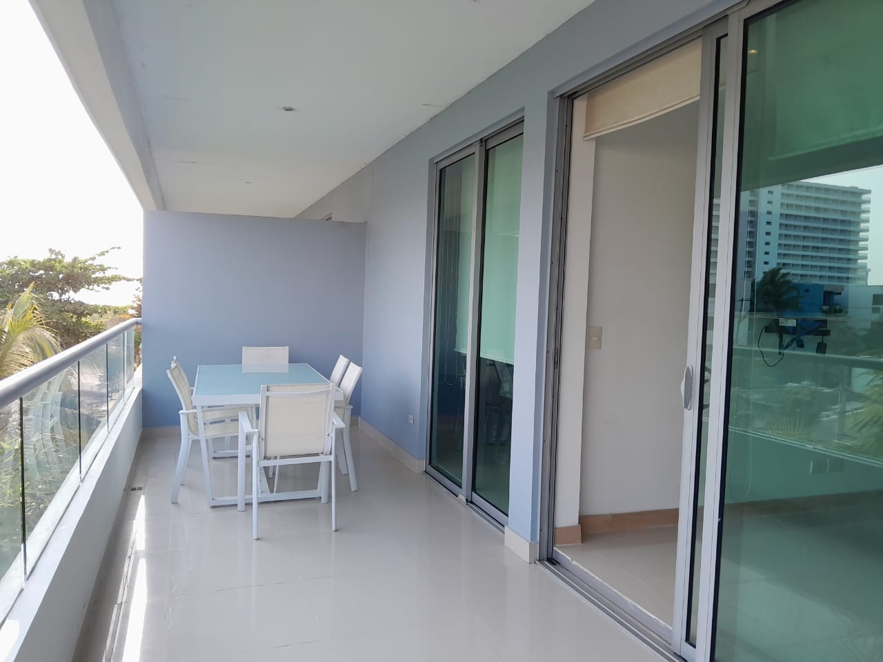APARTAMENTO AMOBLADO EN ARRIENDO CRESPO - CARTAGENA
