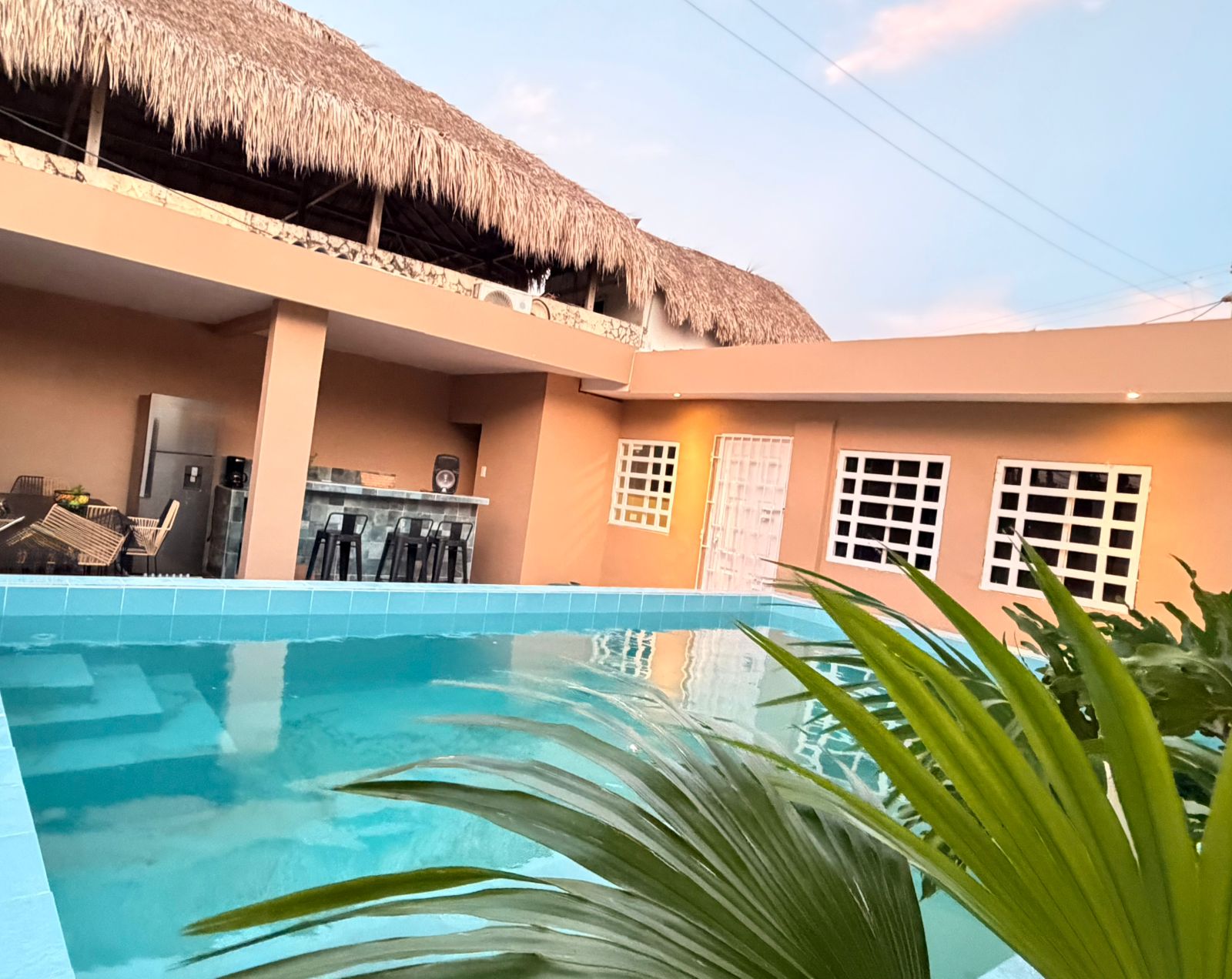 CASA EN VENTA LA BOQUILLA VACACIONAL DOS CUADRAS DE LA PLAYA