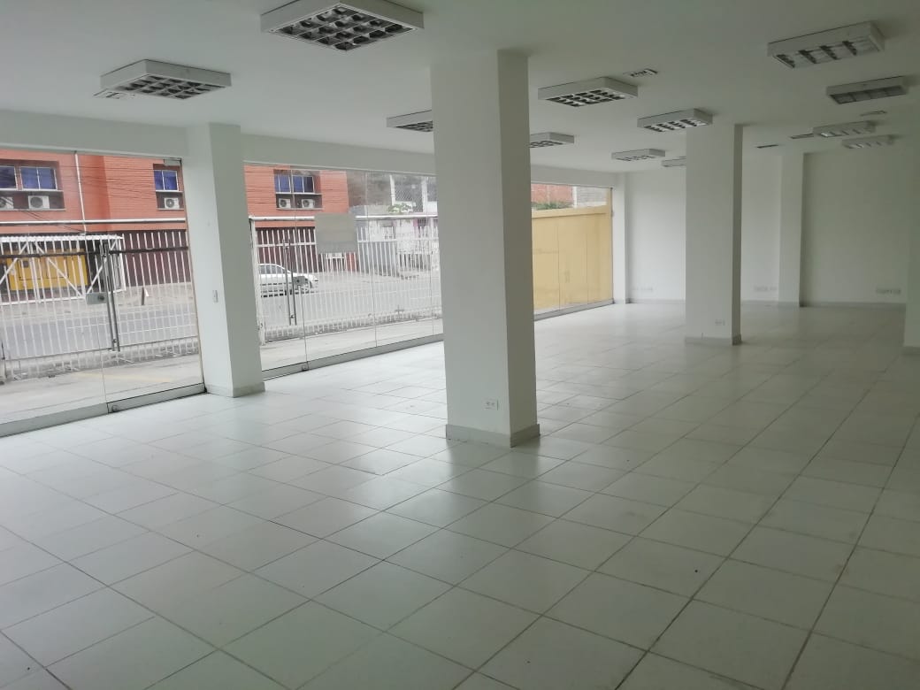 LOCAL EN VENTA EL BOSQUE - CARTAGENA