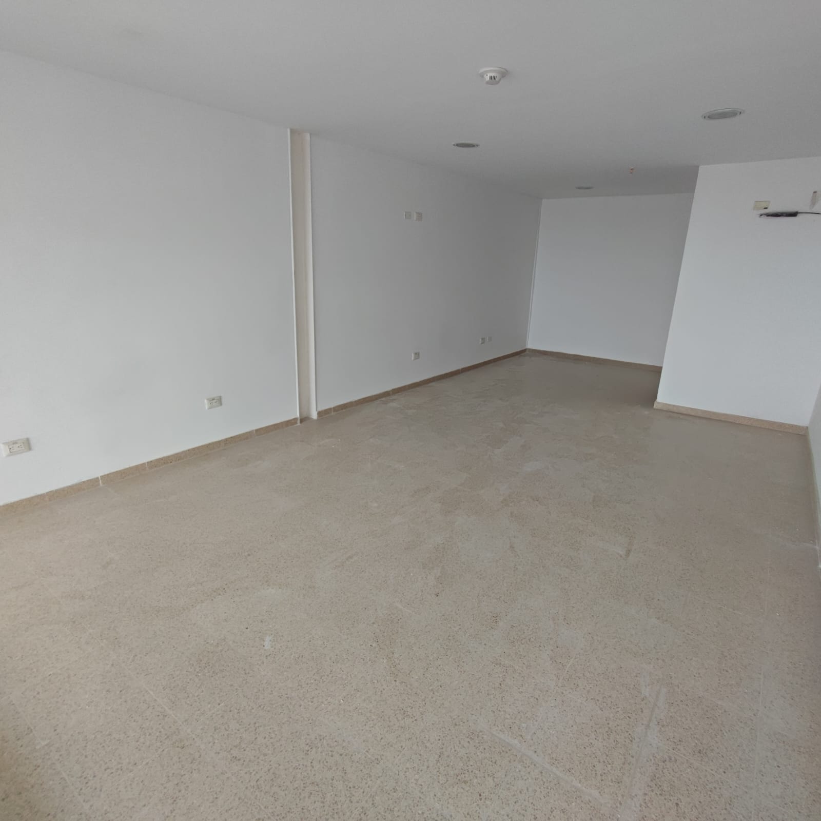 LOCAL EN ARRIENDO - OLAYA - CARTAGENA