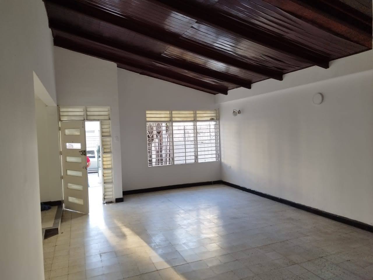 CASA EN VENTA MANGA  – CARTAGENA
