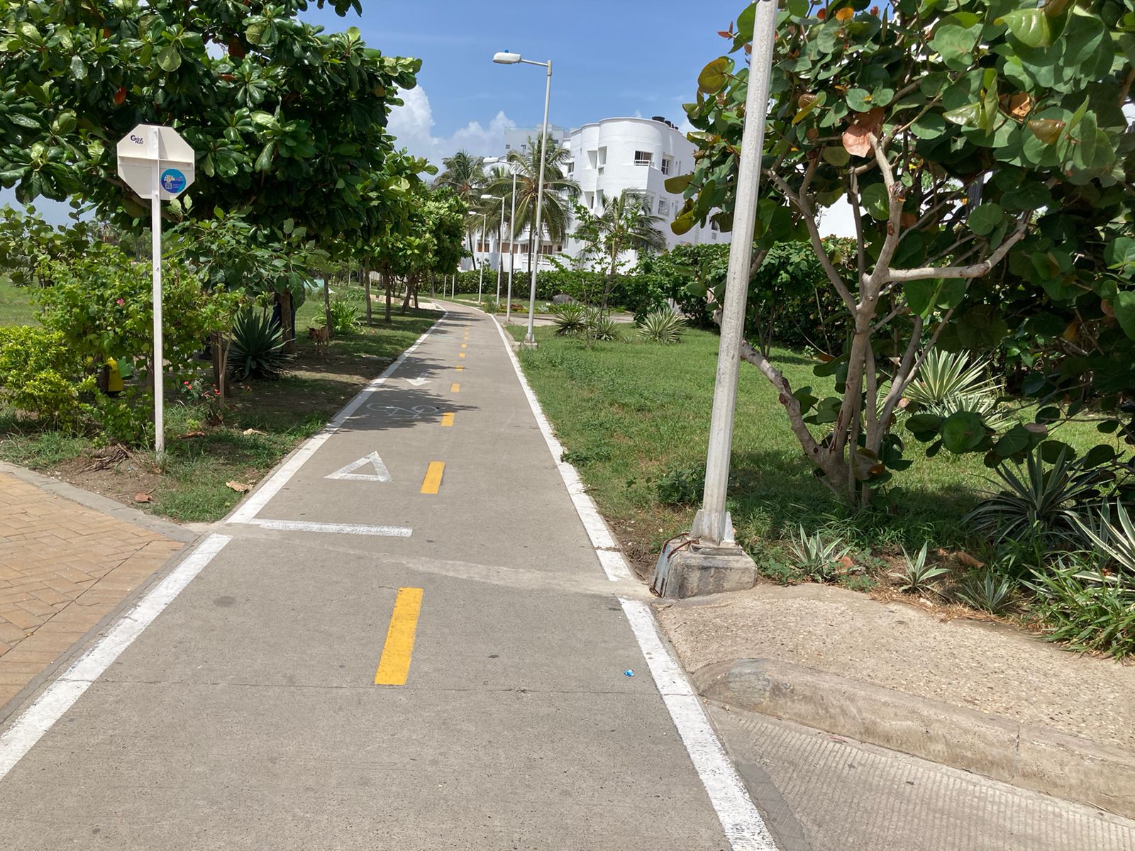 APARTAMENTO EN ARRIENDO AMOBLADO , CRESPO - CARTAGENA