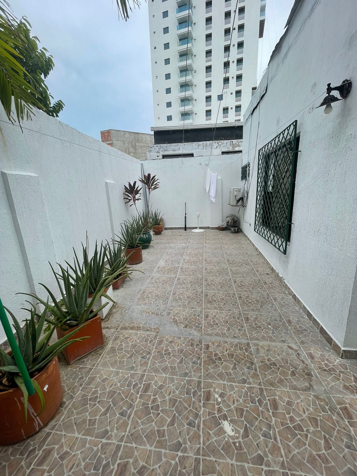 CASA EN ARRIENDO, MANGA - CARTAGENA