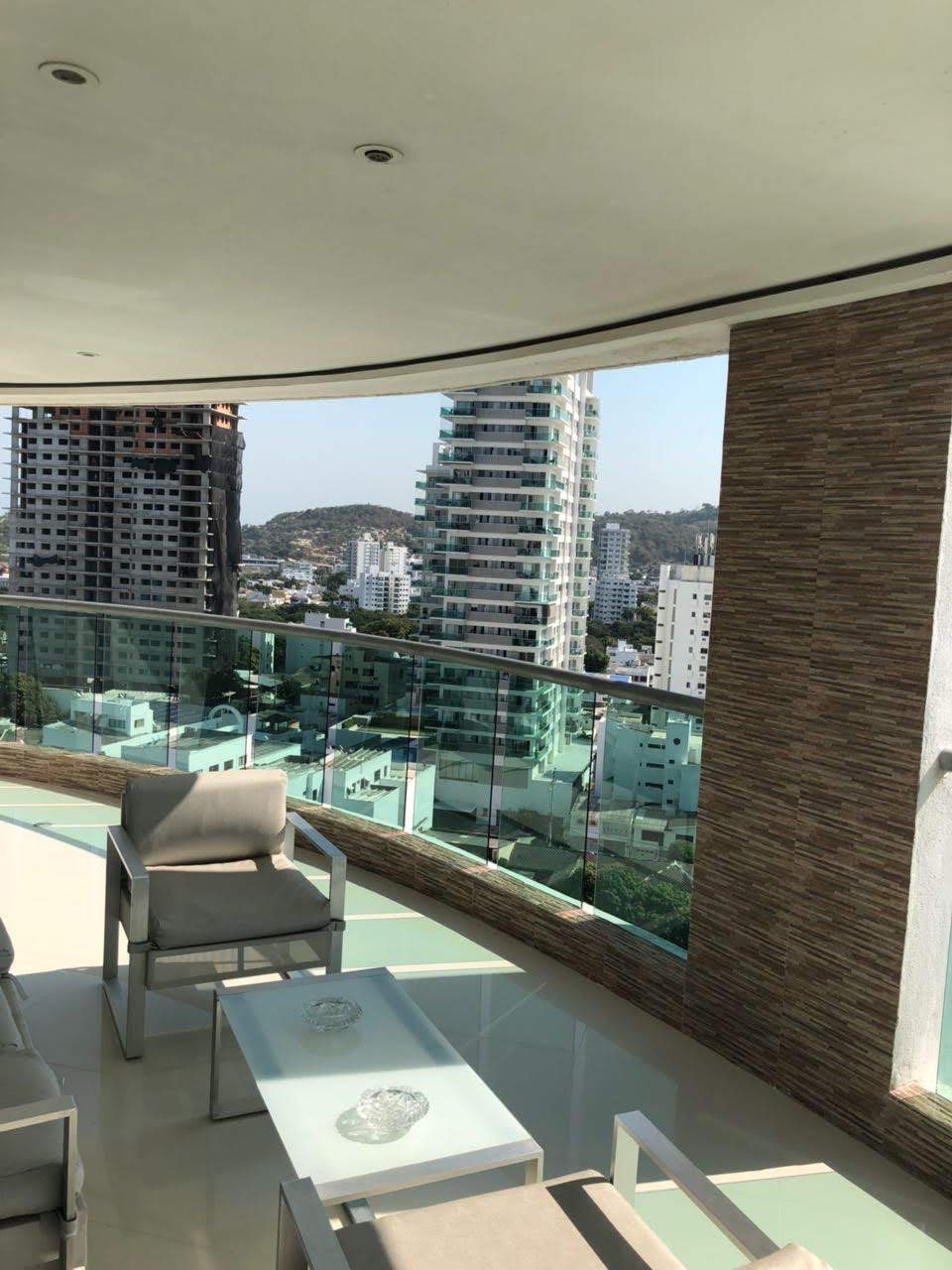 APARTAMENTO AMOBLADO EN VENTA MANGA  - CARTAGENA