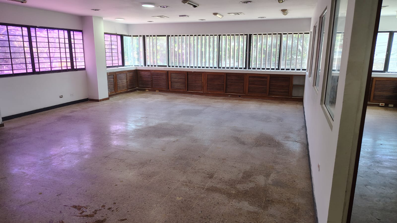 OFICINA EN ARRIENDO PIE DE LA POPA – CARTAGENA