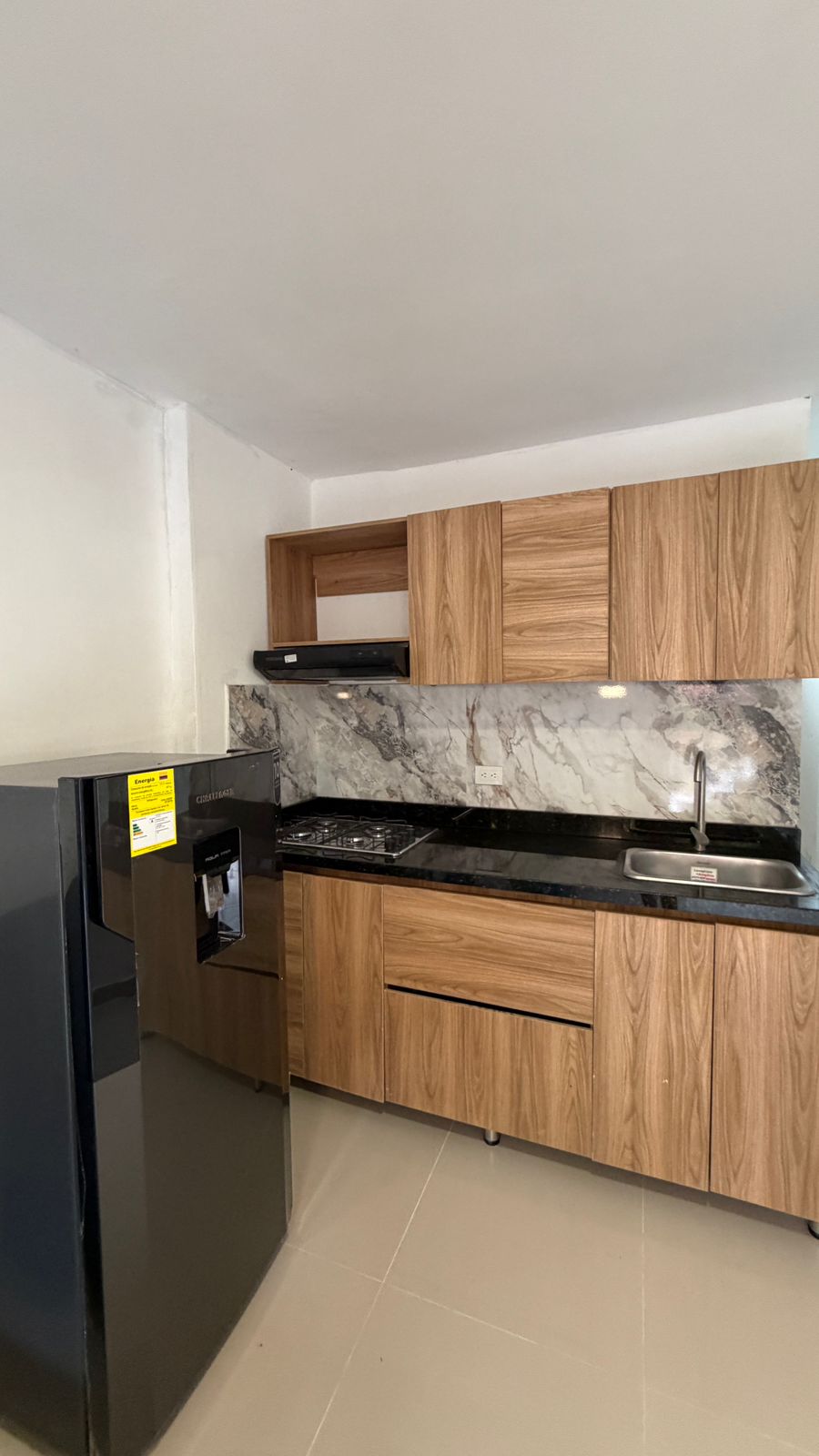 CASA EN VENTA CANAPOTE- 4 APARTAMENTOS- EXCELENTE INVERSIÓN