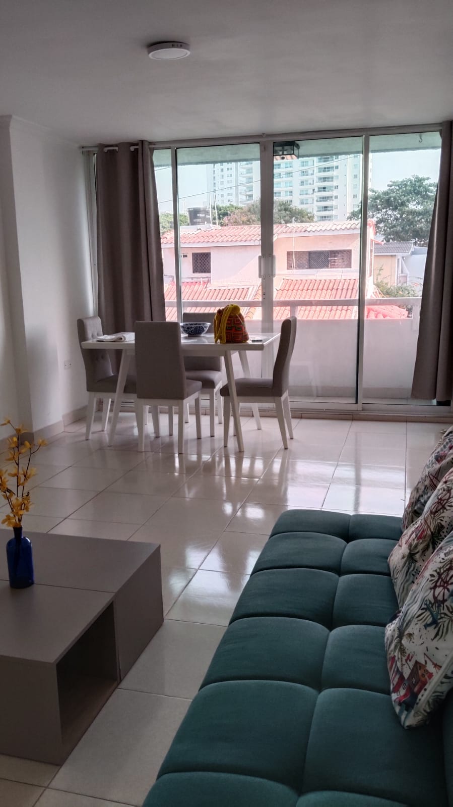 ARRIENDO APARTAMENTO AMOBLADO EN MANGA