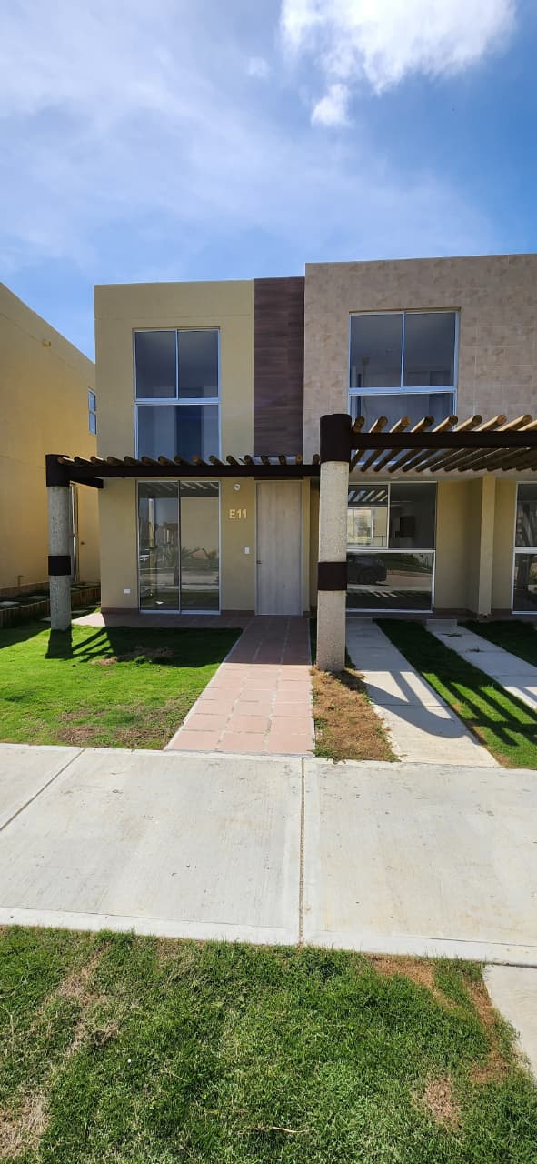 EN ARRIENDO CASA EN ZONA NORTE - CARTAGENA