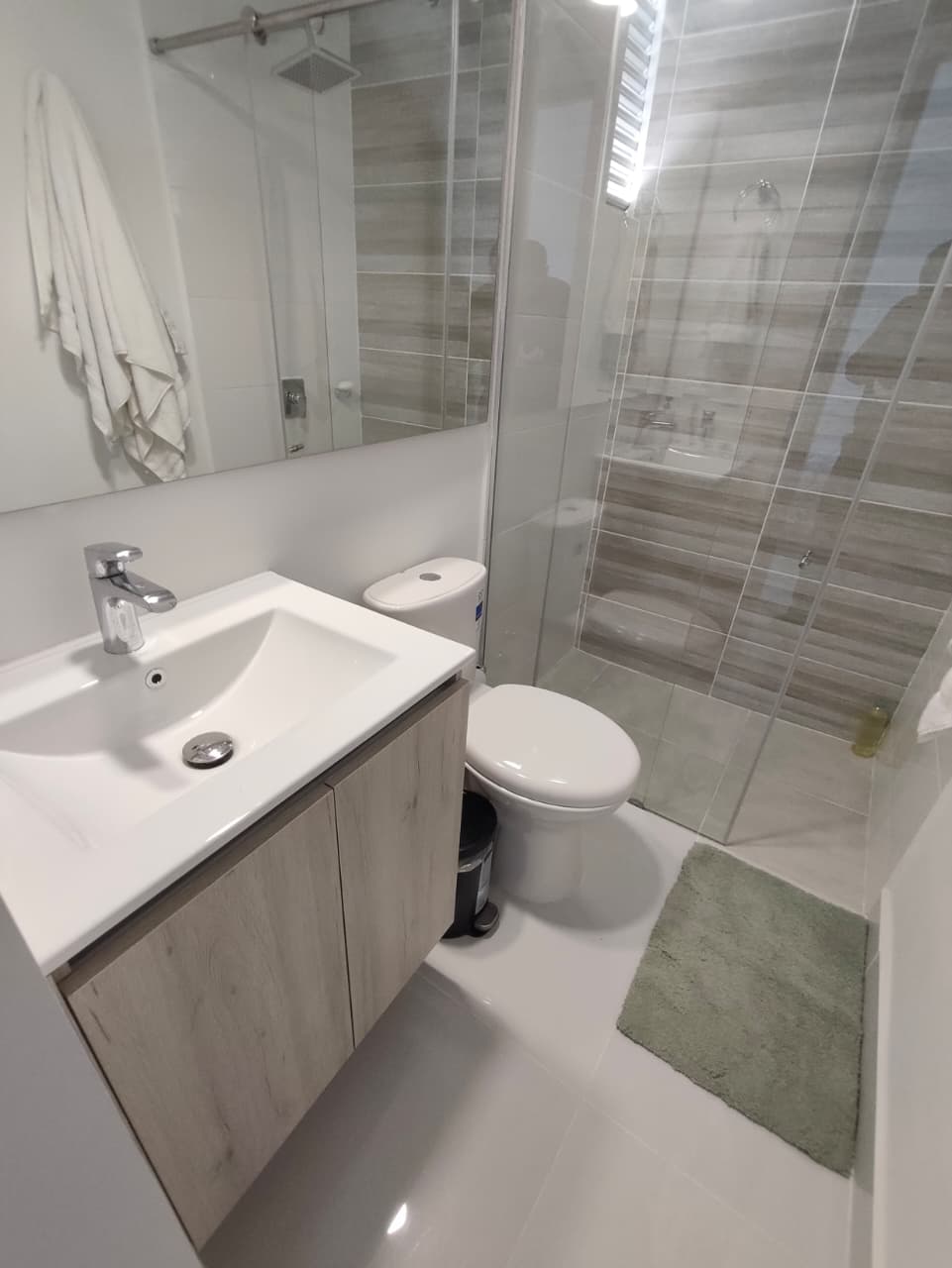 APARTAMENTO AMOBLADO EN ARRIENDO EN SERENA DEL MAR - CARTAGENA