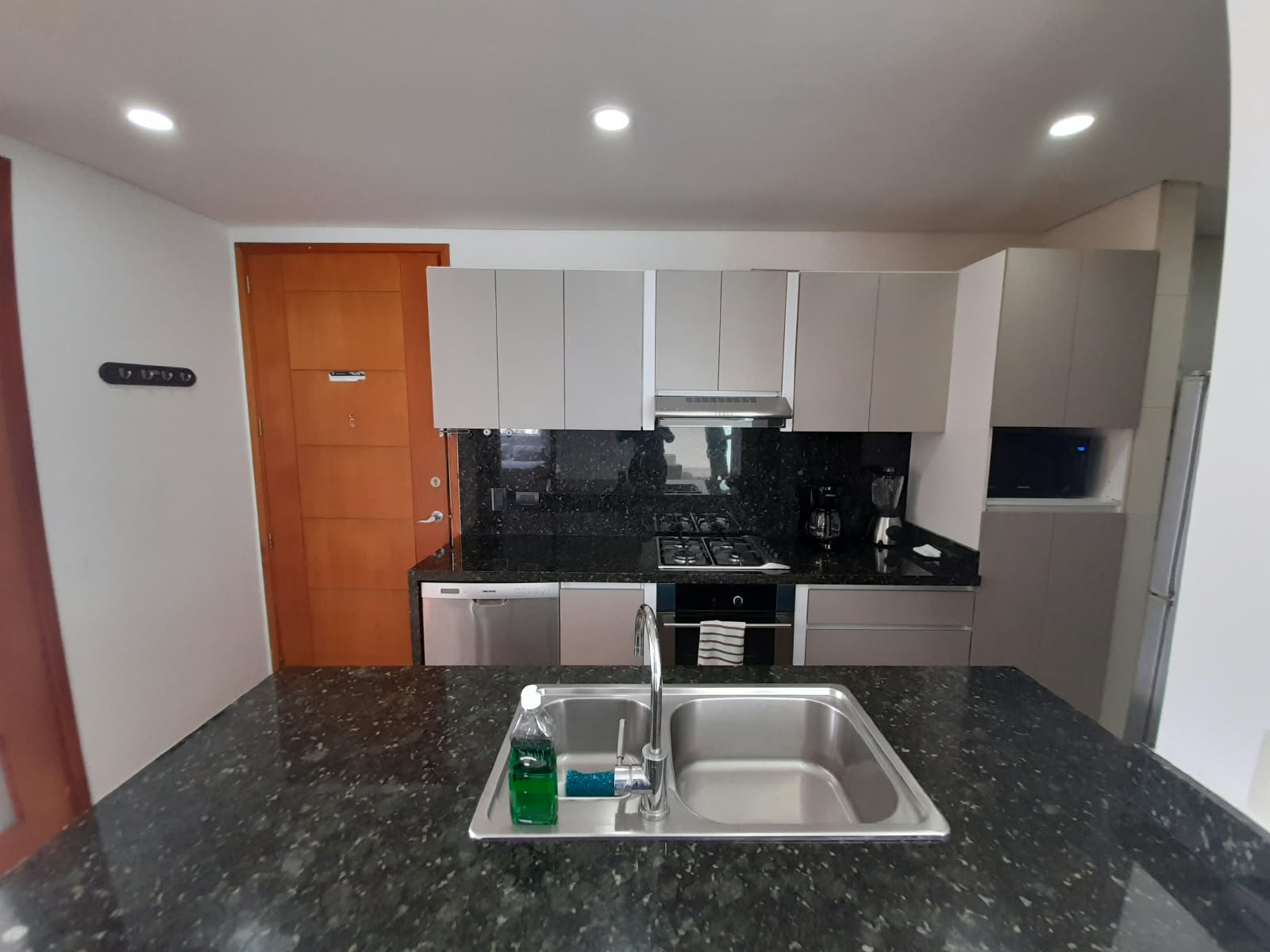 APARTAMENTO AMOBLADO EN ARRIENDO BOCAGRANDE - CARTAGENA