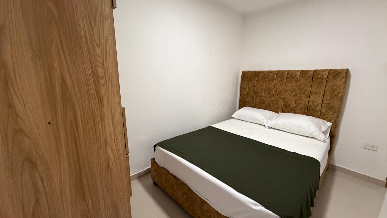 CASA EN VENTA CANAPOTE- 4 APARTAMENTOS- EXCELENTE INVERSIÓN