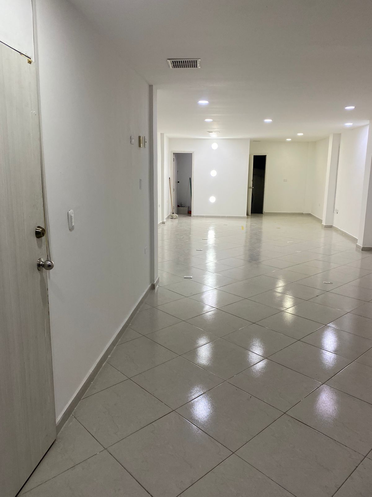EDIFICIO EN VENTA, VILLA SANDRA - CARTAGENA