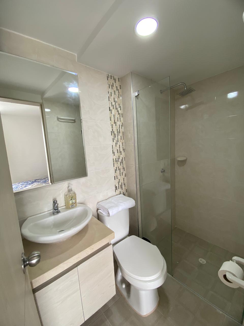 ARRIENDO APARTAMENTO AMOBLADO EN TORICES