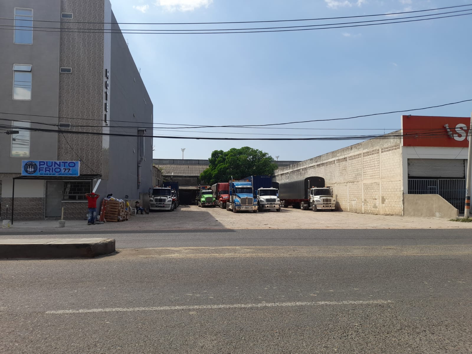 LOTE PARA BODEGA EN VENTA EN EL BOSQUE .EXCELENTE UBICACIÓN CARTAGENA
