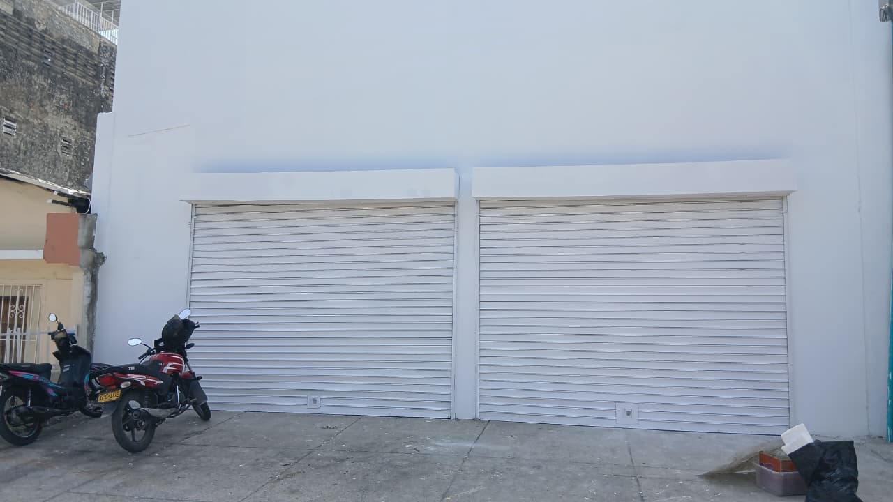 ARRIENDO EXCELENTE LOCAL EN BRUSELAS
