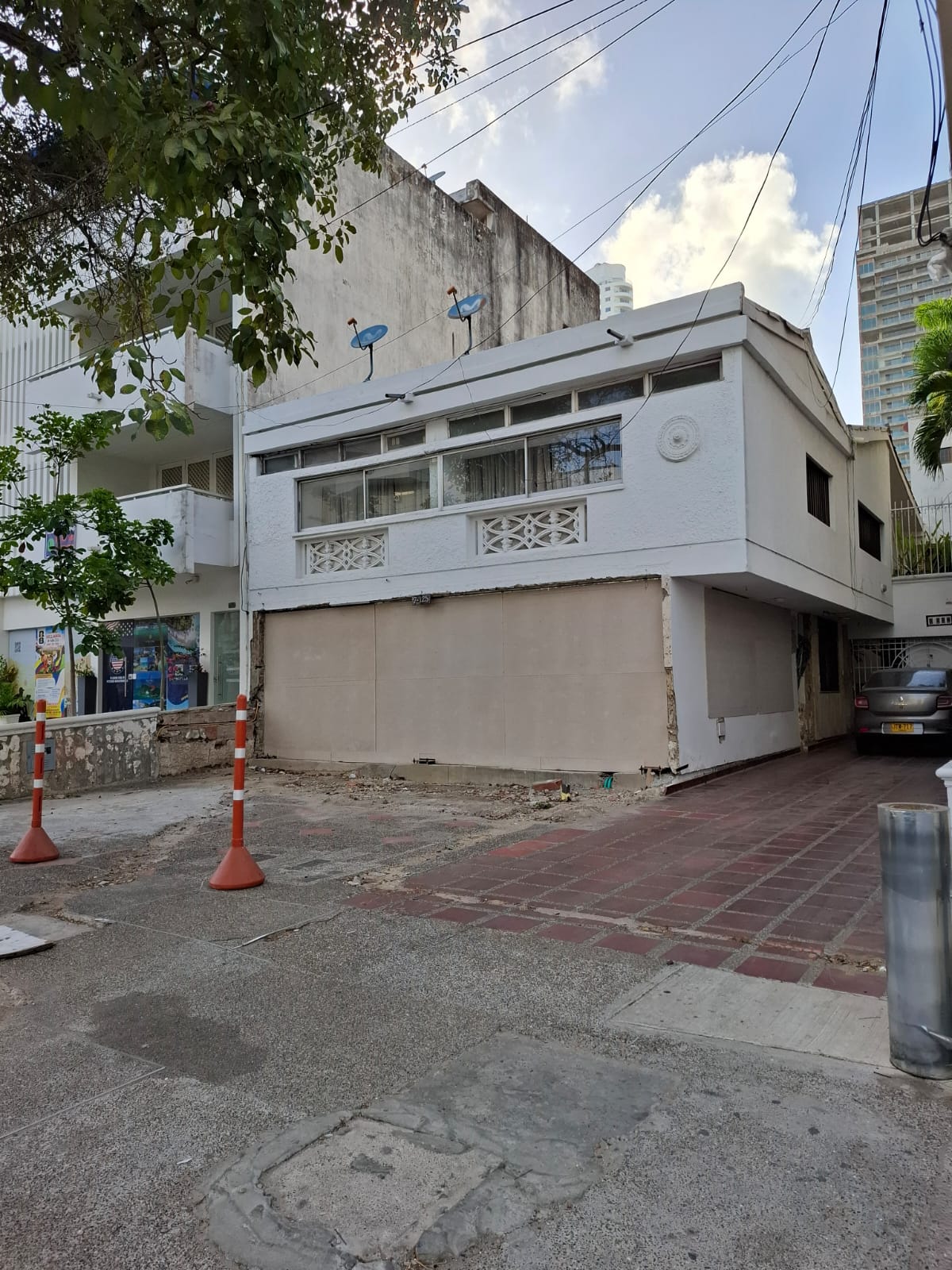 EN ARRIENDO LOCAL COMERCIAL BOCAGRANDE - CARTAGENA