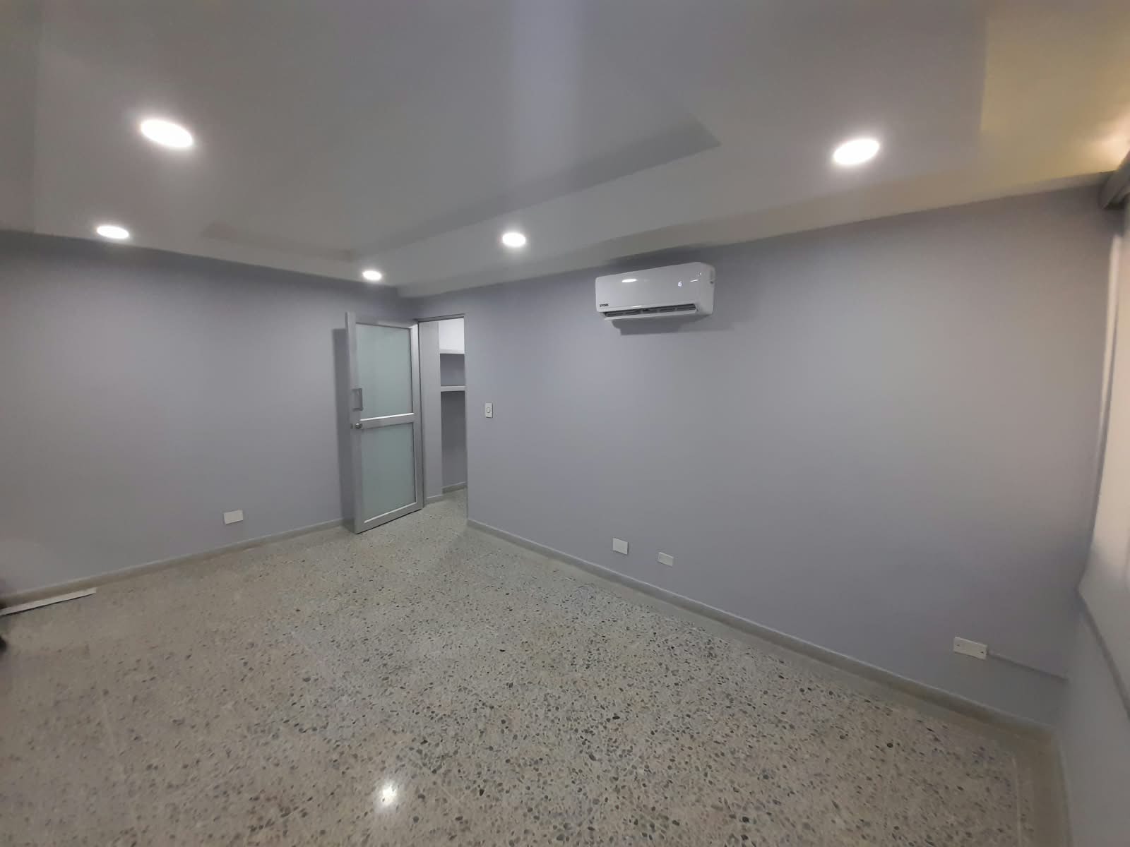 EN ARRIENDO OFICINA BOCAGRANDE - CARTAGENA