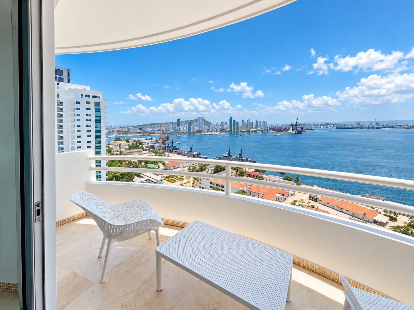 PENTHOUSE DUPLEX EN VENTA BOCAGRANDE - CARTAGENA