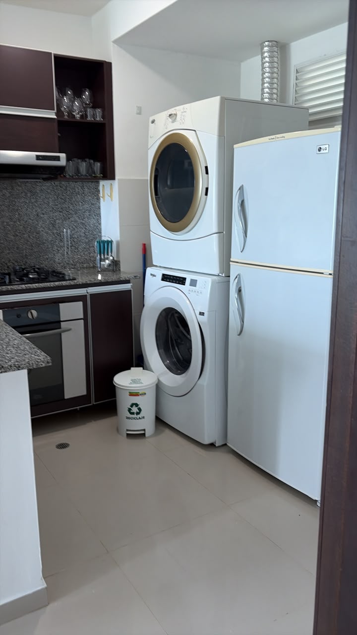 ARRIENDO APARTAMENTO AMOBLADO LA BOQUILLA