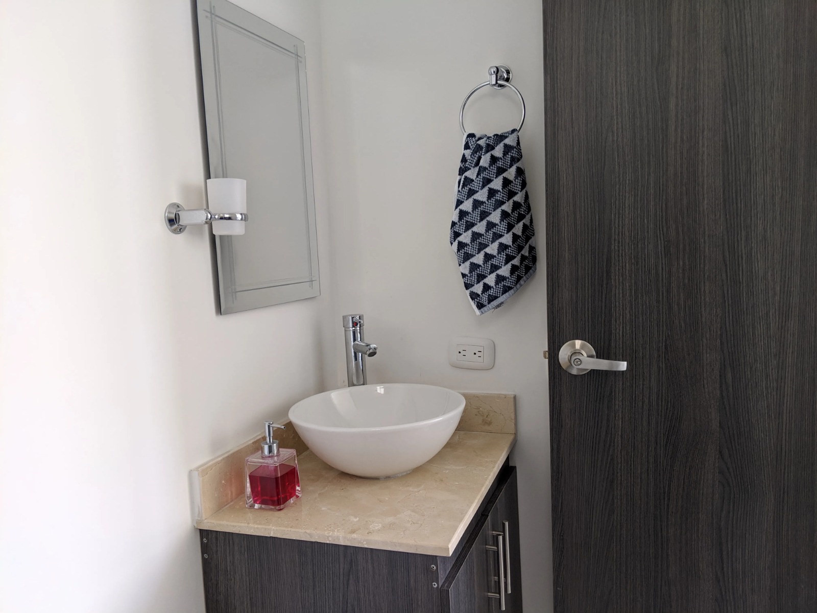 APARTAMENTO EN VENTA  DANIEL LEMAITRE - CARTAGENA