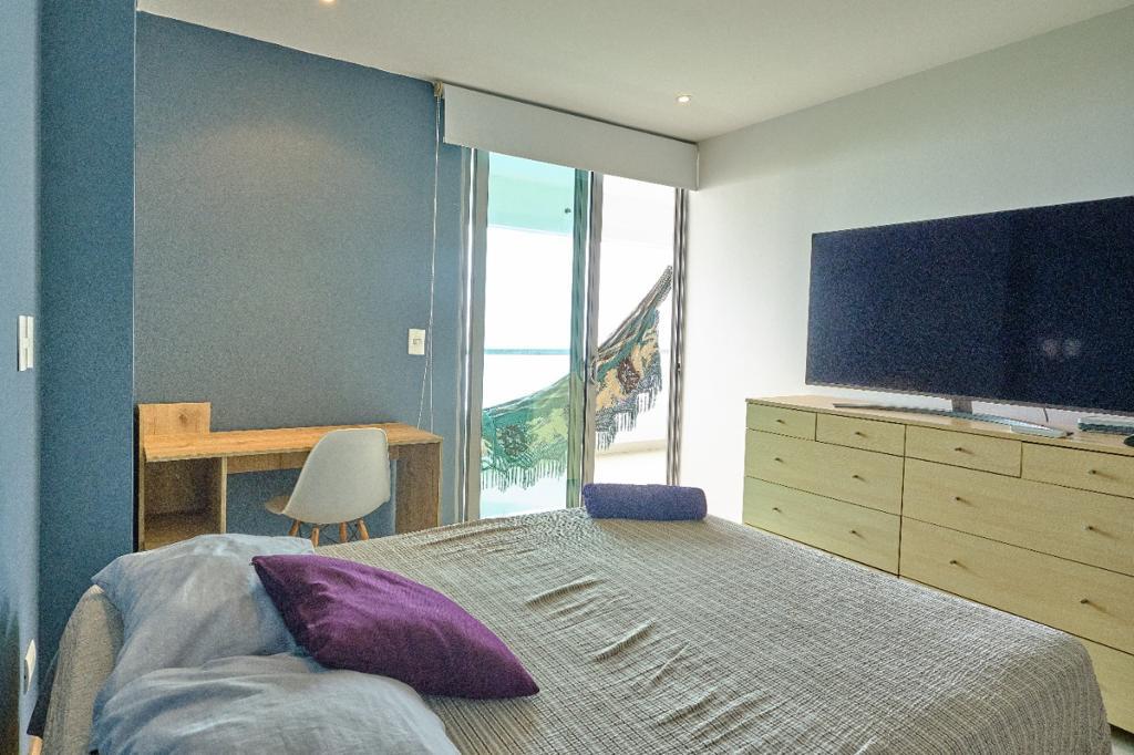 APARTAMENTO EN VENTA, CRESPO - CARTAGENA