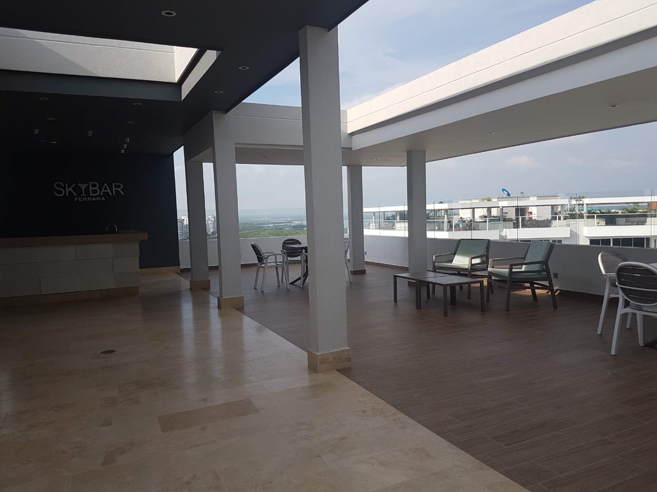 APARTAMENTO EN VENTA CIELO MAR - CARTAGENA