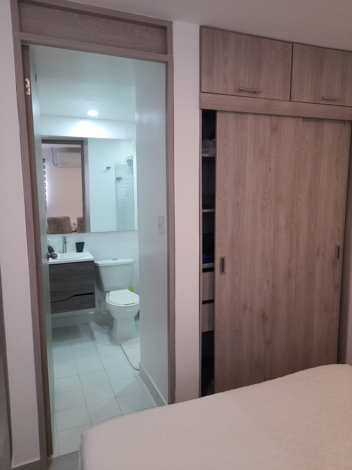 APARTAMENTO EN VENTA USO DE TURISMO (Airbnb) TORICES CARTAGENA